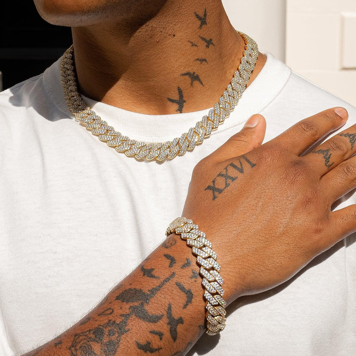 14MM CORRENTE DIAMOND PRONG LINK - BANHADO A OURO 18K