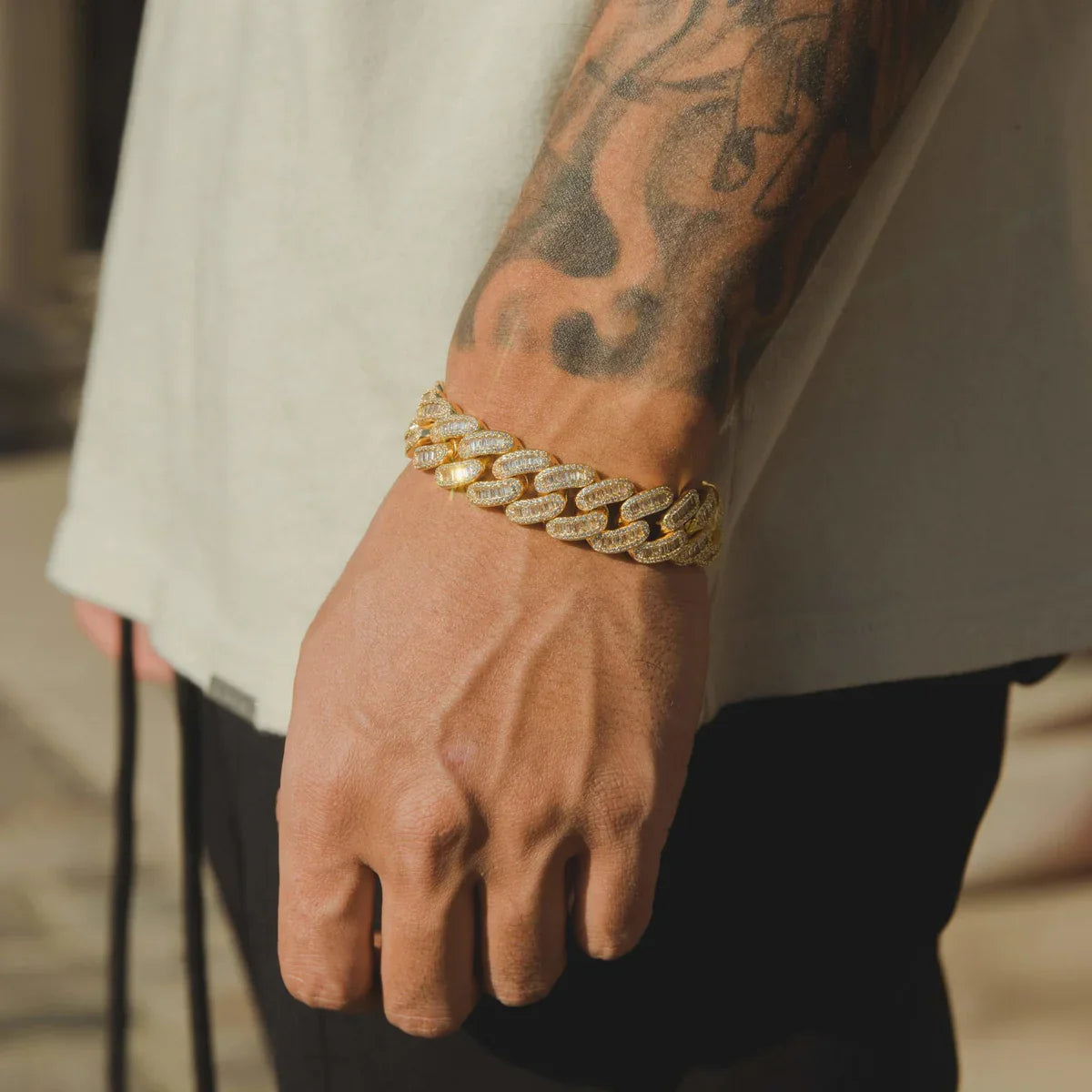 15MM PULSEIRA BAGUETTE CUBAN LINK - BANHADO A OURO 18K