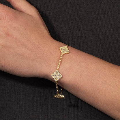 PULSEIRA ICED CLOVER - BANHADO A OURO 18K