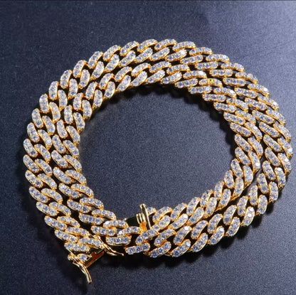 10MM CORRENTE ICED CUBAN LINK - BANHADO A OURO 18K