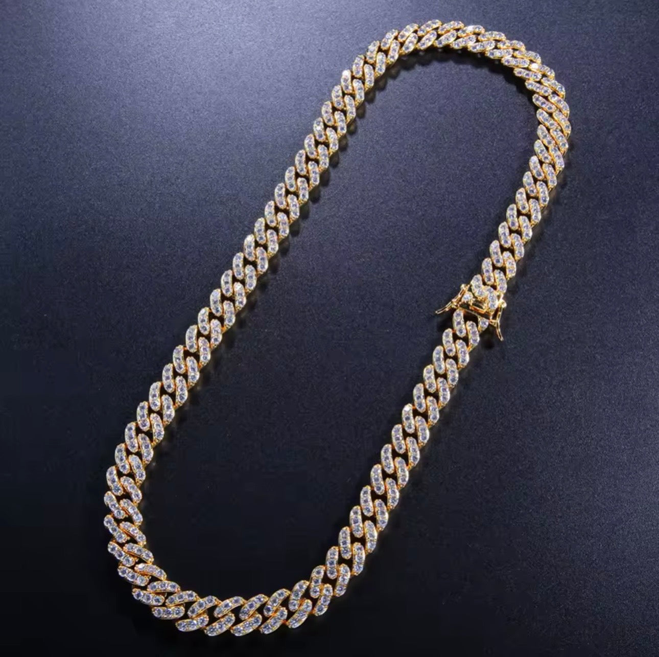 10MM CORRENTE ICED CUBAN LINK - BANHADO A OURO 18K