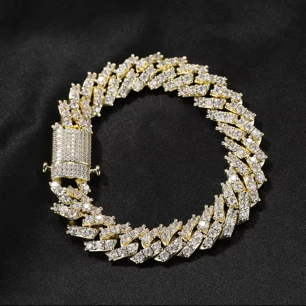 12MM PULSEIRA DIAMOND PRONG LINK - BANHADO A OURO 18K