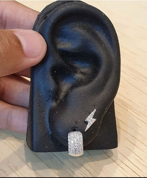 Kit Par de Argolas NJR + Brincos Raio Cravejado